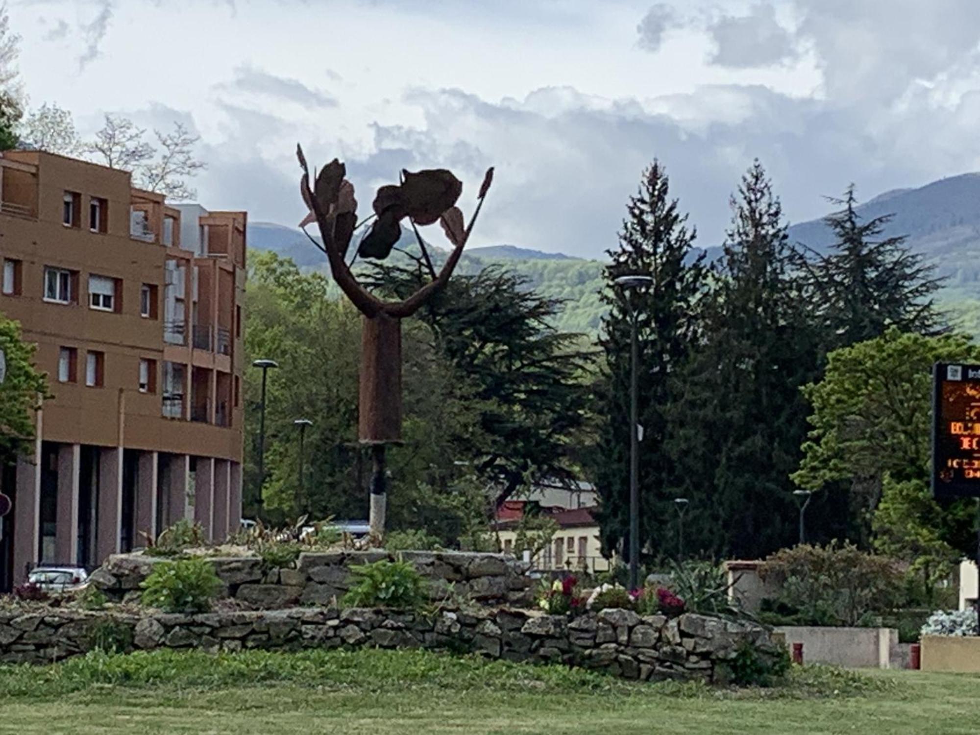 La Maison Des Artistes Lavelanet Esterno foto